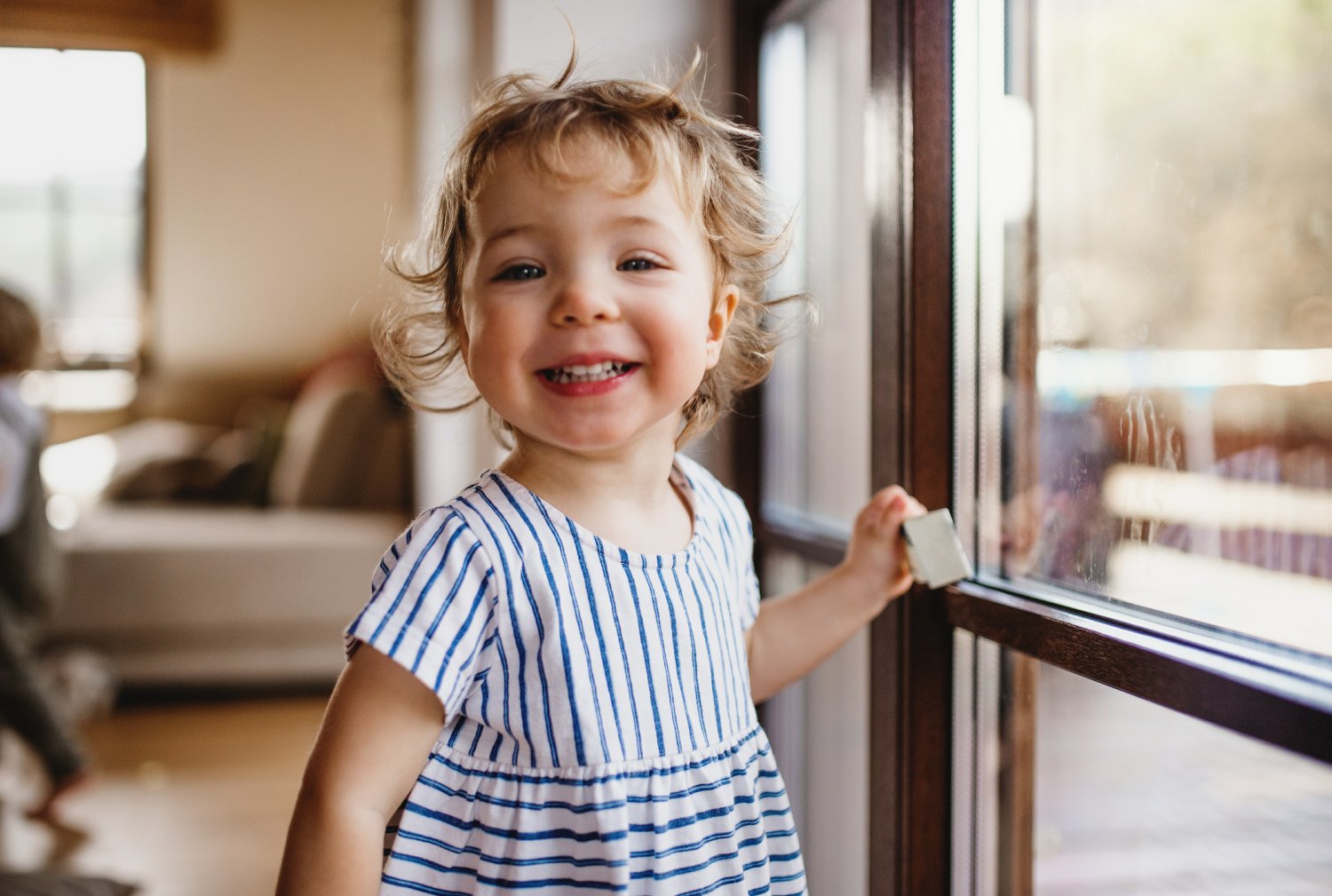 Okna do pokoju dziecka - na co zwr&oacute;cić uwagę?