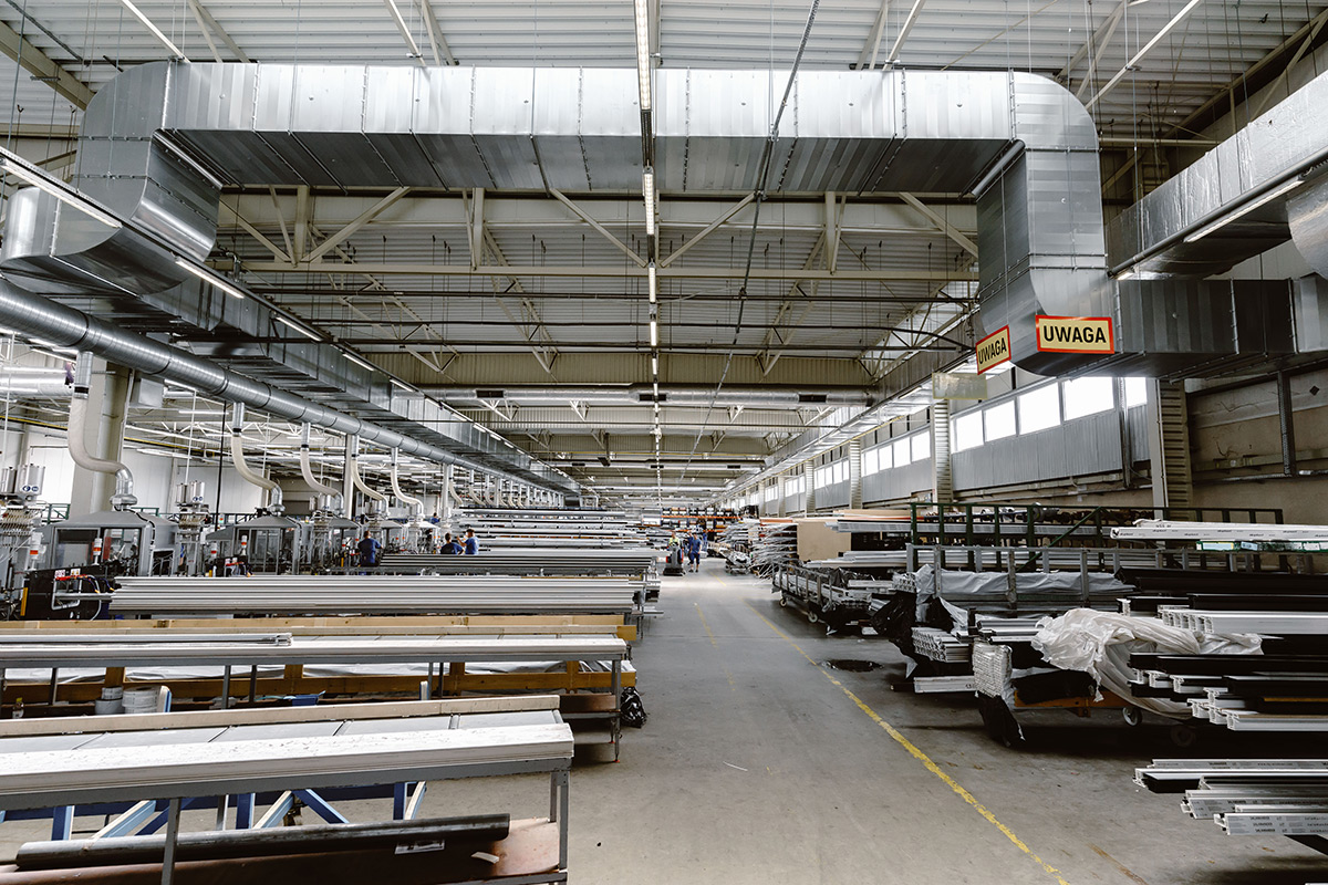 Informacja prasowa w sprawie wyników kontroli Państwowej Inspekcji Pracy w firmie Eko-Okna S.A.